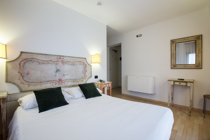 Imagen de la habitación del Hotel Ariston, Mestre. Foto 12