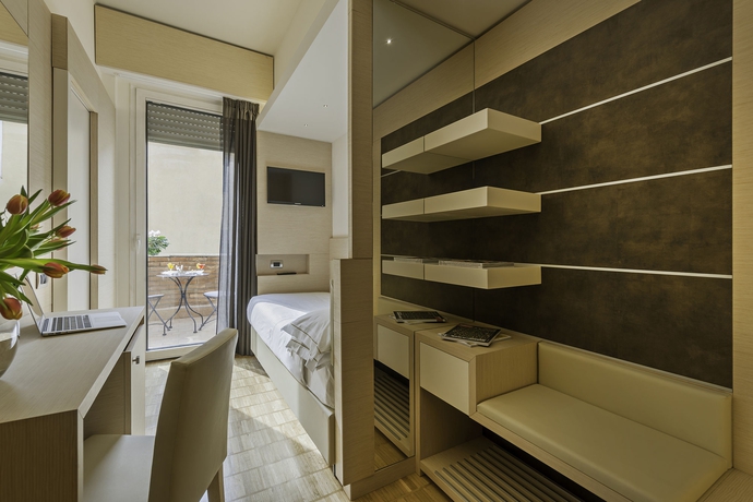 Imagen de la habitación del Hotel Ariston, Milán. Foto 13