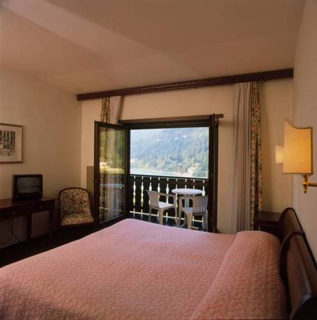 Imagen de la habitación del Hotel Ariston, Molveno. Foto 8
