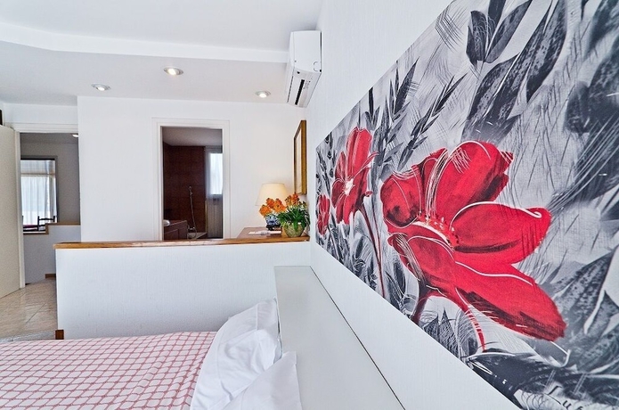 Imagen de la habitación del Hotel Ariston Montecarlo. Foto 6