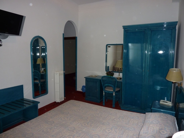 Imagen de la habitación del Hotel Ariston Montecarlo. Foto 10