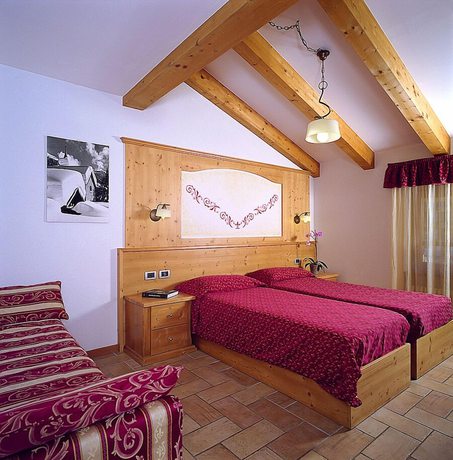 Imagen de la habitación del Hotel Ariston, Patascoss. Foto 3