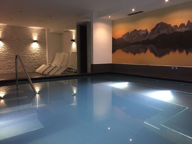 Imagen de la piscina del Hotel Ariston, Patascoss. Foto 20
