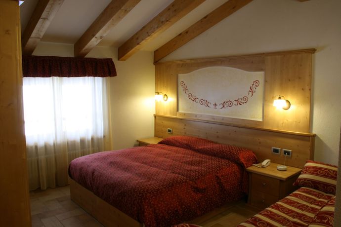 Imagen de la habitación del Hotel Ariston, Patascoss. Foto 12