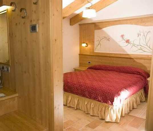 Imagen de la habitación del Hotel Ariston, Patascoss. Foto 13