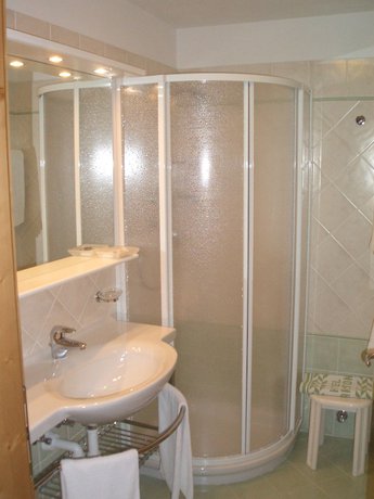 Imagen de la habitación del Hotel Ariston, Patascoss. Foto 16
