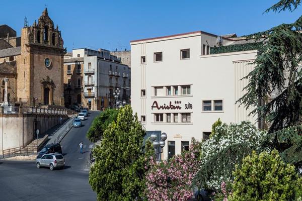 Imagen general del Hotel Ariston Suite. Foto 6