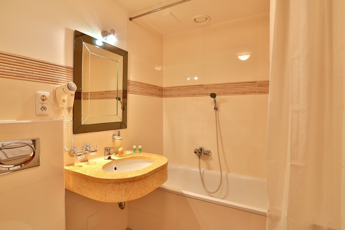 Imagen de la habitación del Hotel Ariston and Ariston Patio. Foto 6