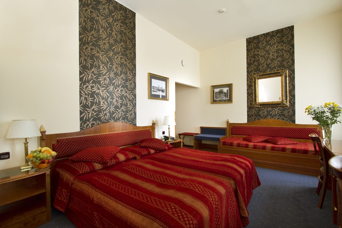 Imagen de la habitación del Hotel Ariston and Ariston Patio. Foto 7