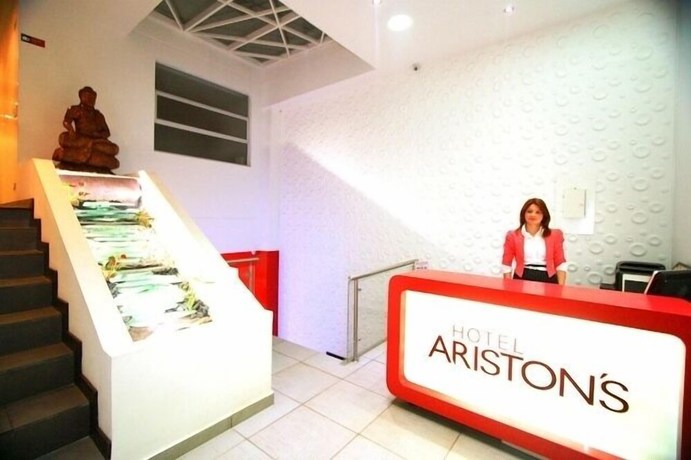 Imagen de los interiores del Hotel Ariston\'s. Foto 19