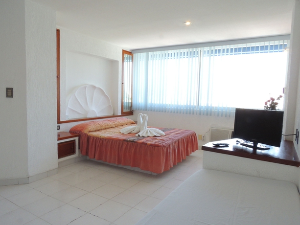 Imagen de la habitación del Hotel Aristos Acapulco. Foto 7