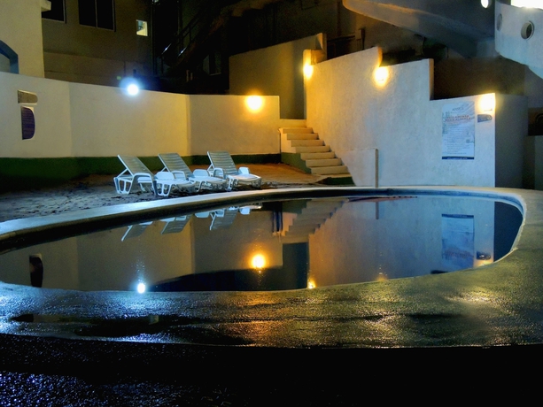 Imagen de la piscina del Hotel Aristos Acapulco. Foto 13