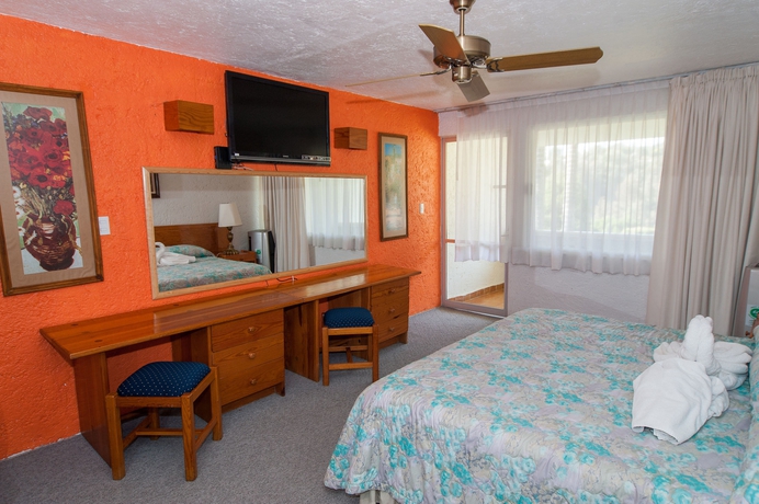 Imagen de la habitación del Hotel Aristos Cuernavaca. Foto 6