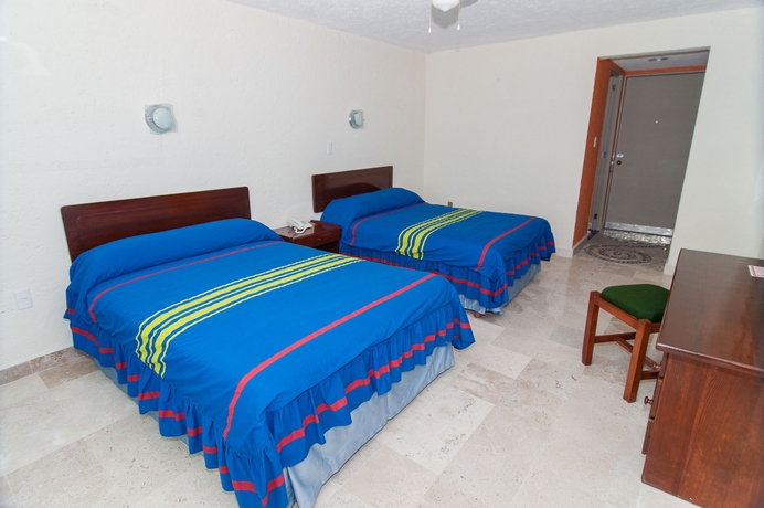 Imagen de la habitación del Hotel Aristos Cuernavaca. Foto 8