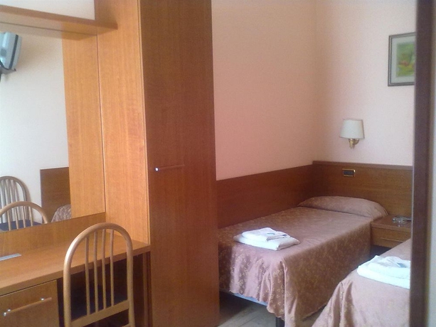 Imagen de la habitación del Hotel Aristotele. Foto 5