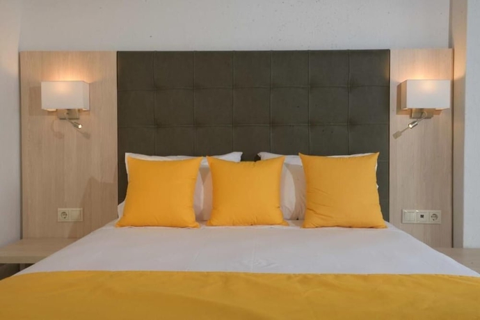Imagen de la habitación del Hotel Aristoteles Holiday Resort and Spa. Foto 4