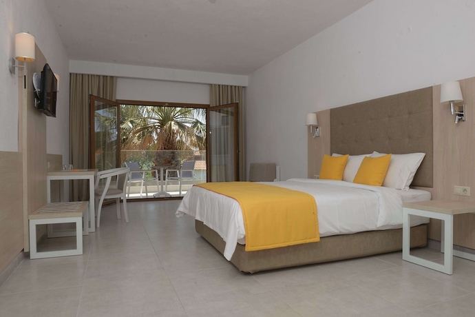 Imagen de la habitación del Hotel Aristoteles Holiday Resort and Spa. Foto 10