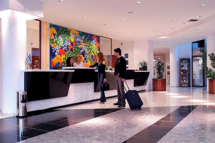 Imagen de los interiores del Hotel Aristoteles Holiday Resort and Spa. Foto 16