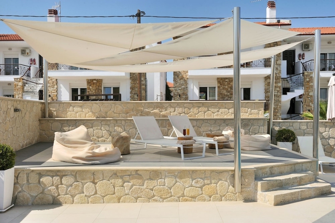 Imagen de la piscina del Hotel Aristotelis, Fourka. Foto 18