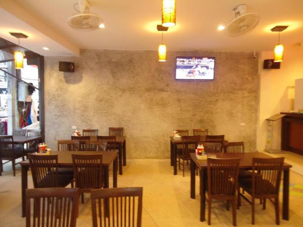 Imagen del bar/restaurante del Hotel Arita House. Foto 9