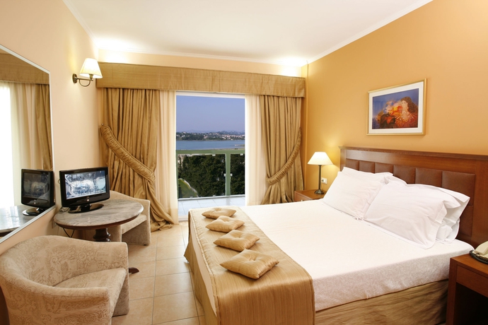 Imagen de la habitación del Hotel Ariti Grand Corfu. Foto 9