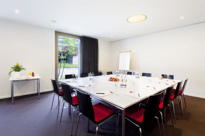 Imagen de los interiores del Hotel Ariv Coliving. Foto 9