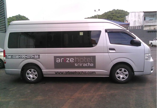 Imagen de los exteriores del Hotel Arize Sri Racha. Foto 14