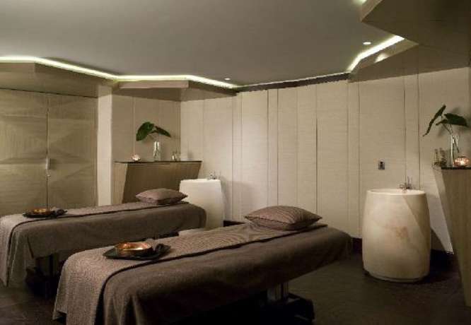 Imagen de la habitación del Hotel Arize Sri Racha. Foto 12