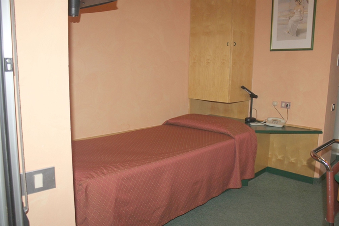 Imagen de la habitación del Hotel Arizona, Milán. Foto 6