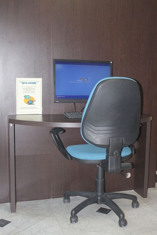 Imagen de los interiores del Hotel Arizona, Milán. Foto 12