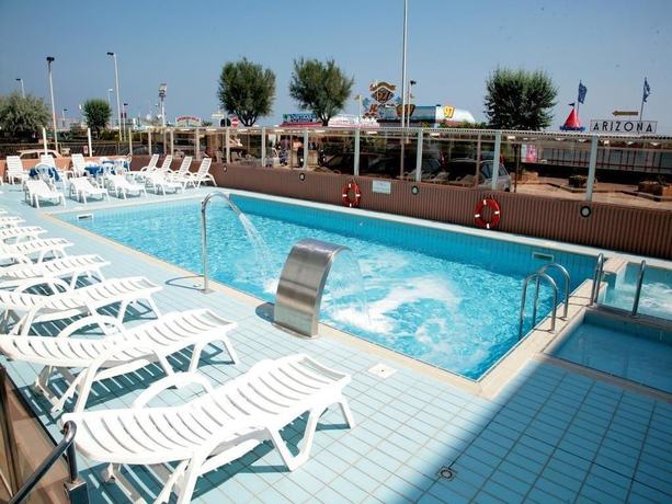 Imagen general del Hotel Arizona, Riccione. Foto 1