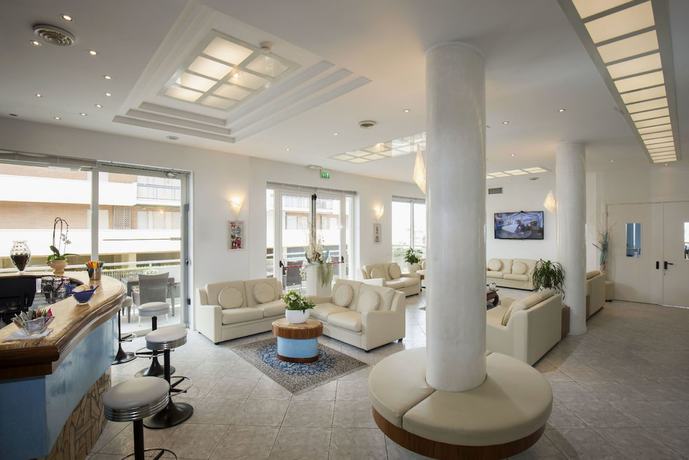 Imagen de los interiores del Hotel Arizona, Riccione. Foto 17
