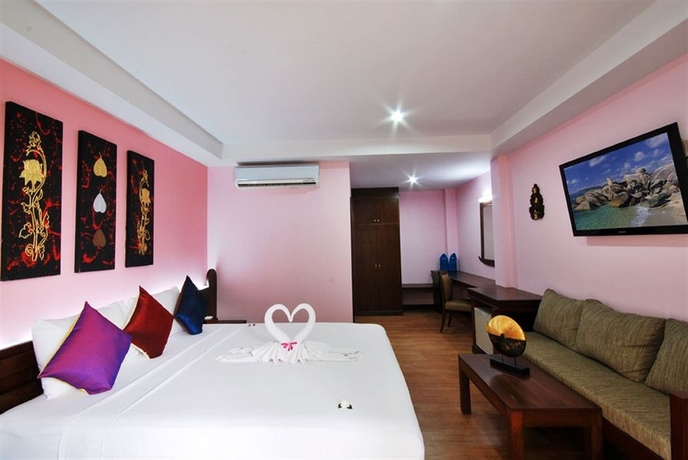 Imagen de la habitación del Hotel Ark Bar Beach Resort. Foto 3