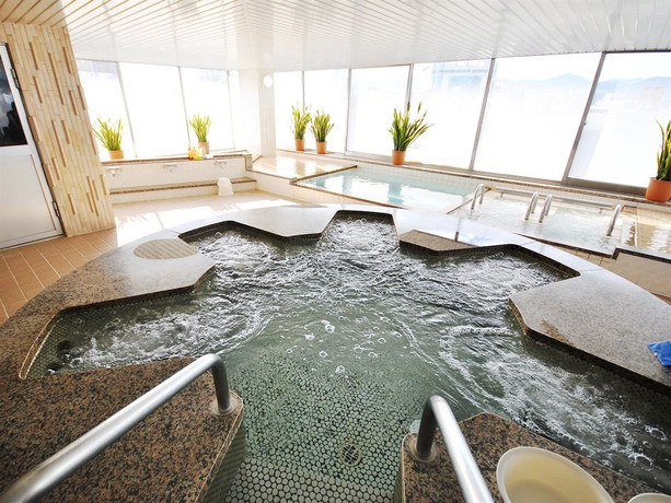 Imagen de la piscina del Hotel Ark Hiroshima Eki Minami. Foto 15