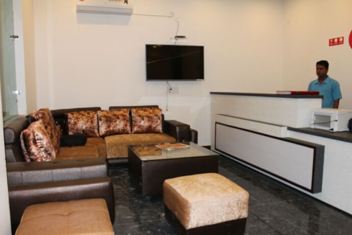 Imagen de los interiores del Hotel Ark Of Avalon. Foto 34