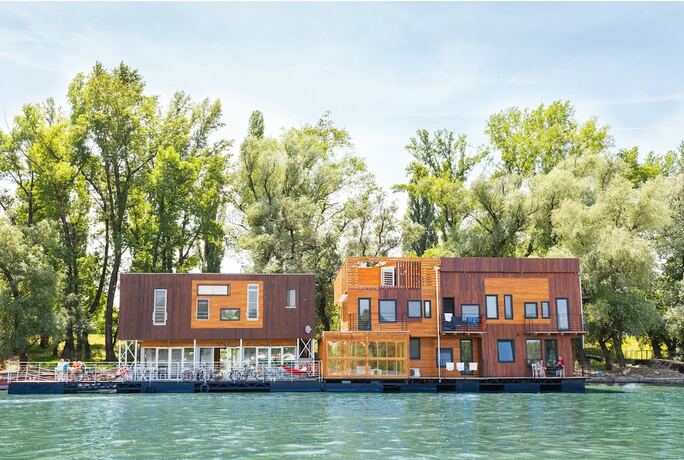 Imagen general del Hotel ArkaBarka Floating Hostel and Apartments. Foto 9