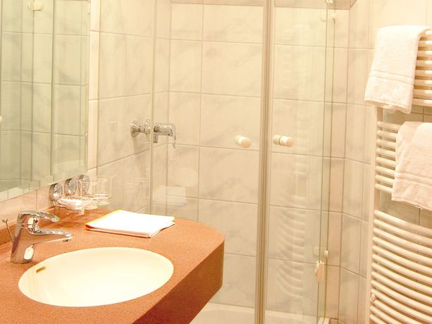 Imagen de los exteriores del Hotel Arkaden Krone. Foto 10