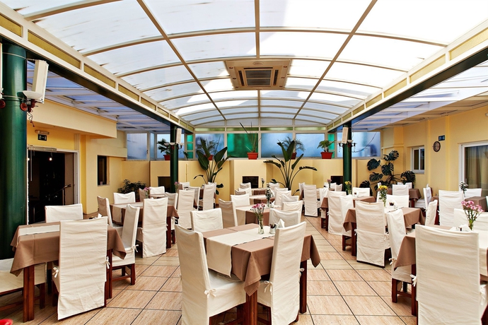 Imagen del bar/restaurante del Hotel Arkadi. Foto 3