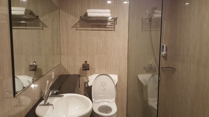 Imagen de la habitación del Hotel Arkeo Hotel Bandung. Foto 15