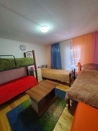 Imagen de la habitación del Hotel Arkhiz City Guest House. Foto 6