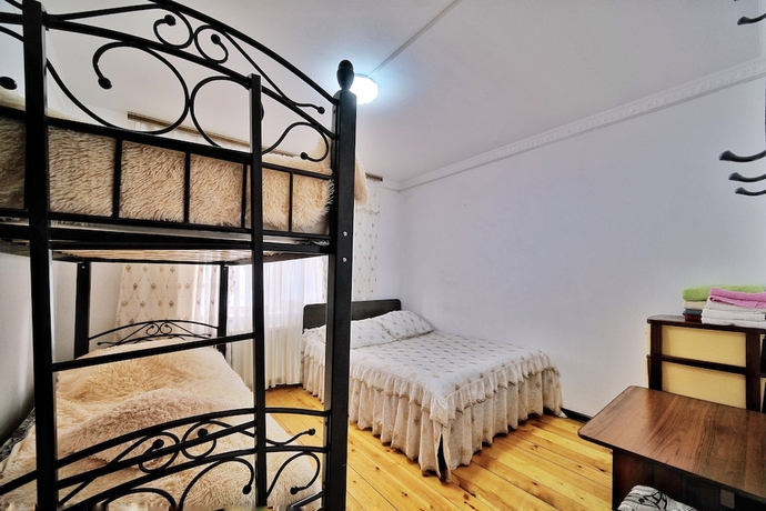 Imagen de la habitación del Hotel Arkhiz City Guest House. Foto 10