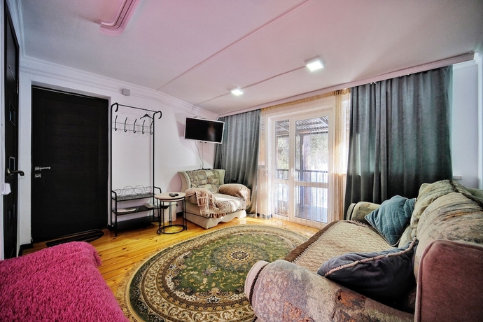 Imagen de la habitación del Hotel Arkhiz City Guest House. Foto 15