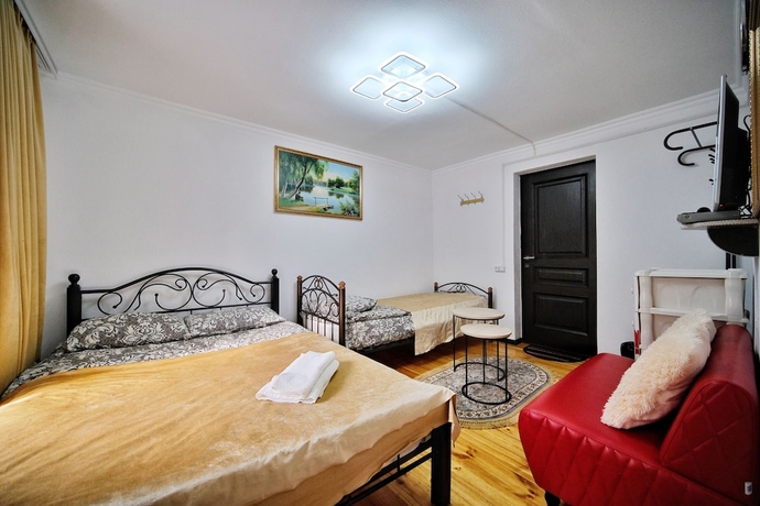 Imagen de la habitación del Hotel Arkhiz City Guest House. Foto 17