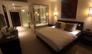 Imagen de la habitación del Hotel Arkin Palm Beach. Foto 6