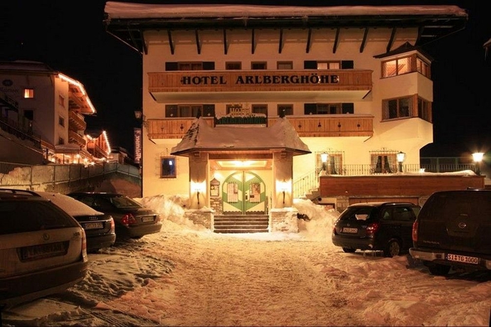 Imagen general del Hotel Arlbergh&ouml;he. Foto 4