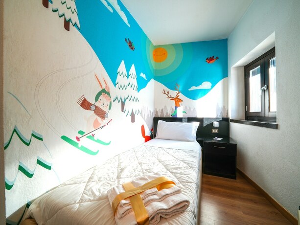 Imagen de la habitación del Hotel Arlecchino, Madesimo. Foto 19