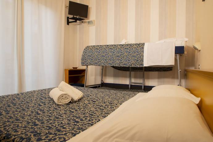 Imagen de la habitación del Hotel Arlecchino, Riccione. Foto 15