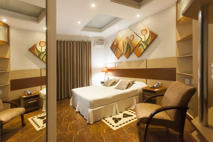 Imagen de la habitación del Hotel Arlen. Foto 20