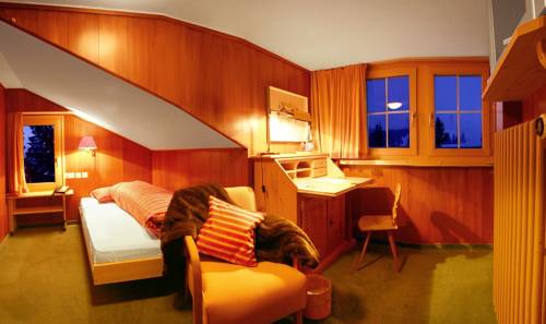 Imagen de la habitación del Hotel Arlenwald. Foto 6