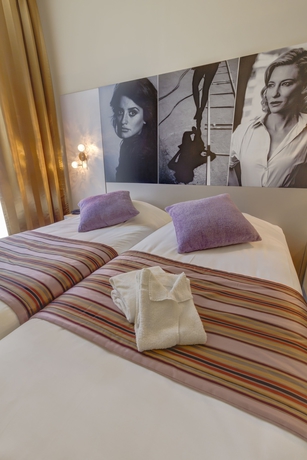 Imagen de la habitación del Hotel Arles Plaza. Foto 9